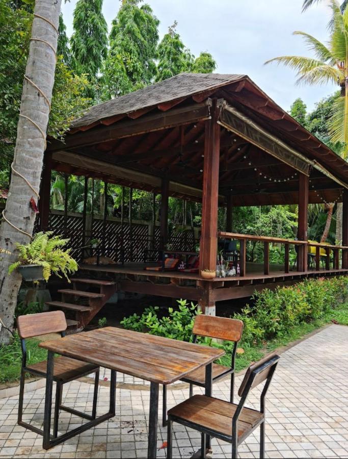 Chill Inn Lipa Noi Hostel And Beach Cafe 사무이 외부 사진